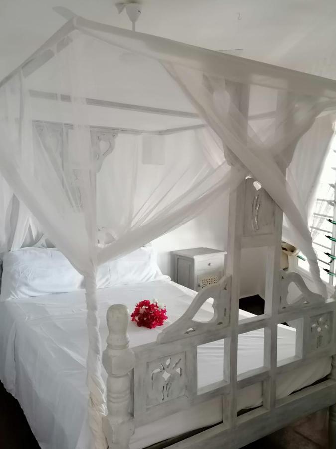 Coral Key Villa Malindi Bagian luar foto